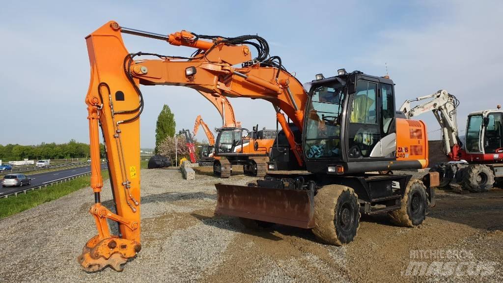 Hitachi ZX140W-5B Gumikerekes kotrók