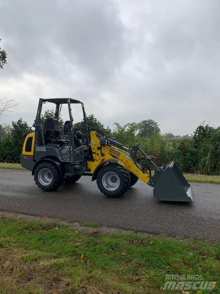 Wacker Neuson WL25 Gumikerekes homlokrakodók