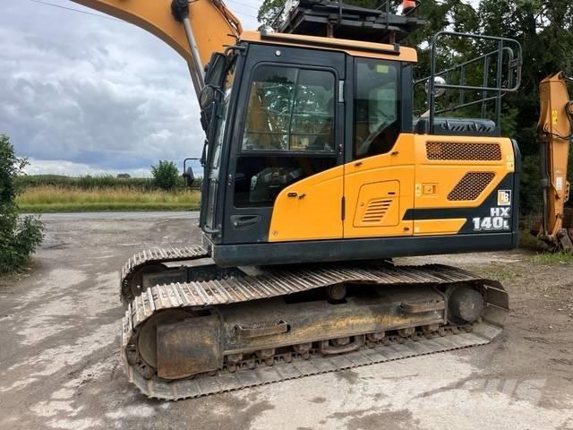 Hyundai HX 140 L Lánctalpas kotrók