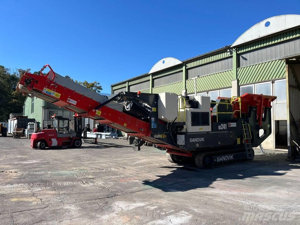 Sandvik QJ 241 Mobil törőgépek
