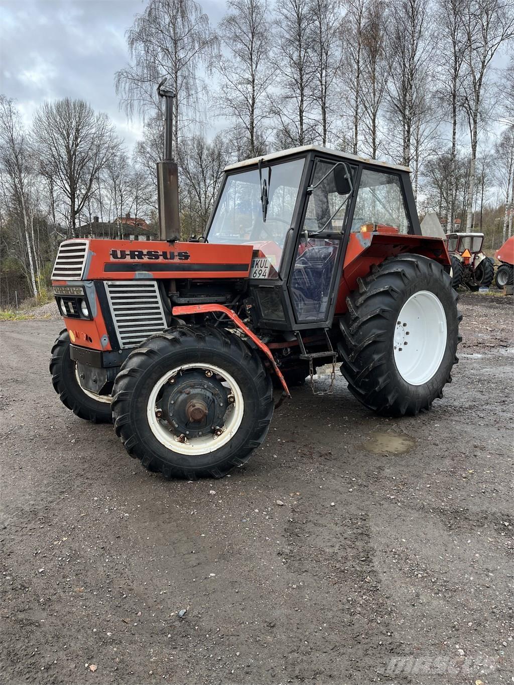 Ursus c-385 Traktorok