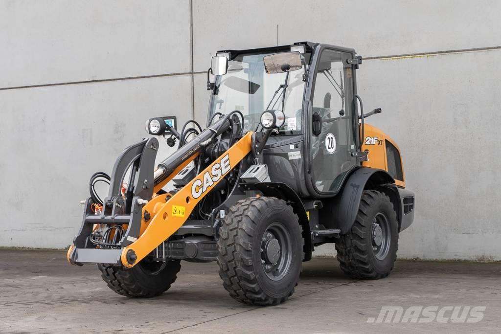 CASE 21 F Gumikerekes homlokrakodók