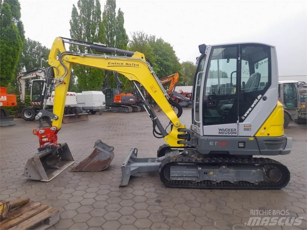 Neuson ET42 Mini kotrók < 7t