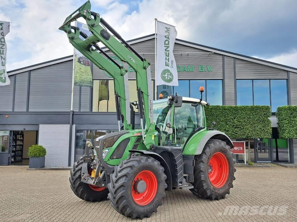 Fendt 714 Vario SCR Traktorok