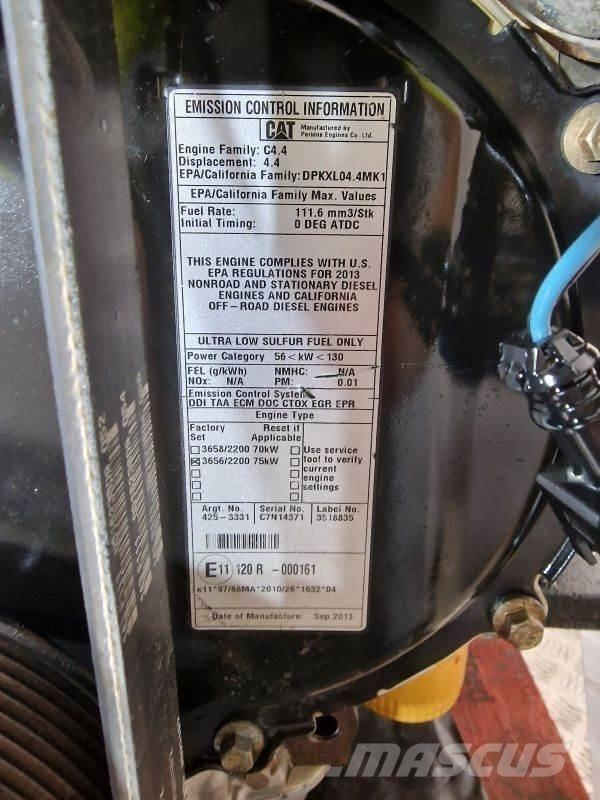 Perkins C4.4 Motorok