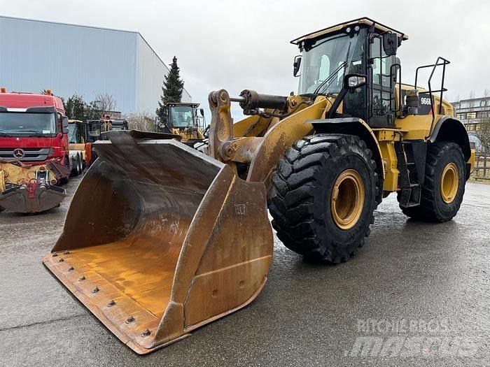 CAT 966M Gumikerekes homlokrakodók
