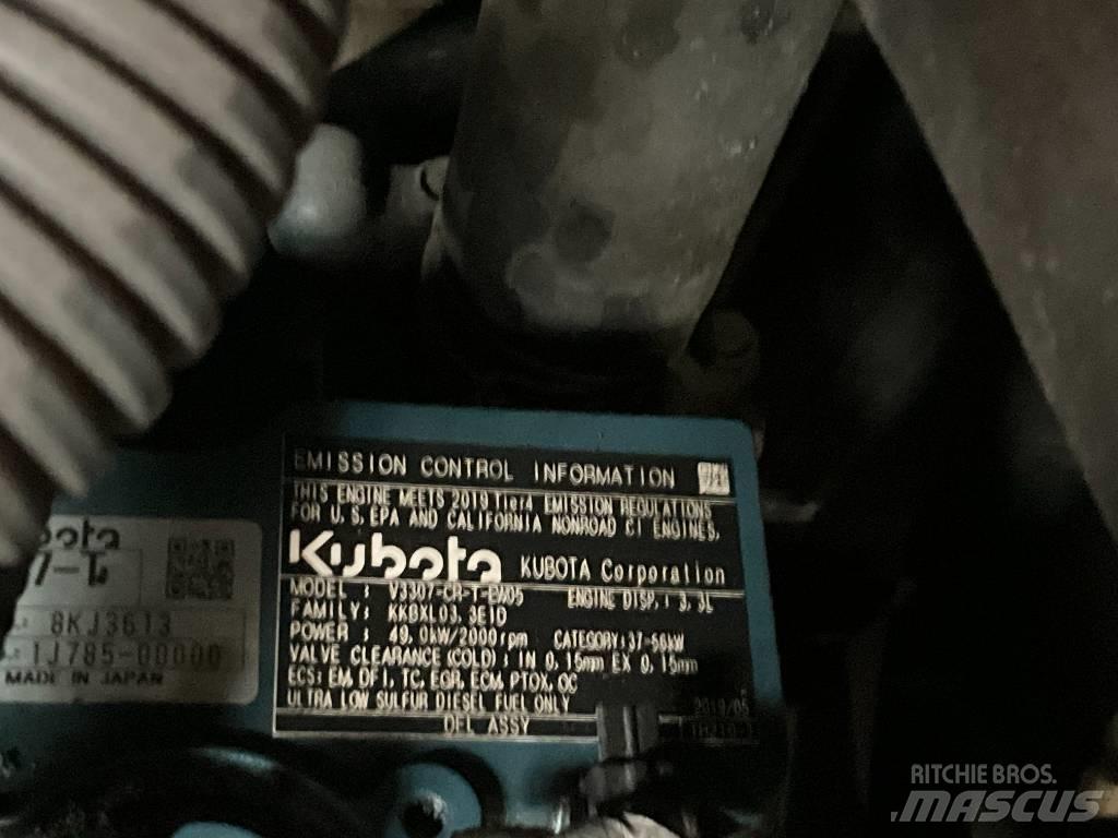 Kubota KX 080-4 A 2 Közepes (midi) kotrók 7 t - 12 t