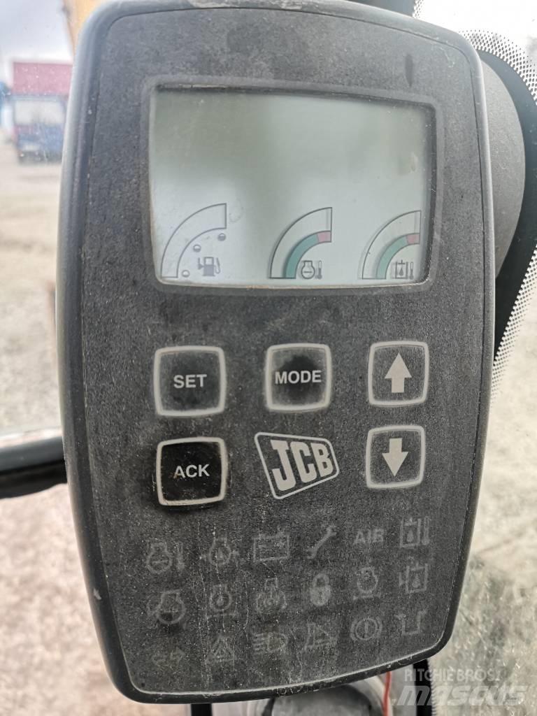JCB JS 220 Lánctalpas kotrók