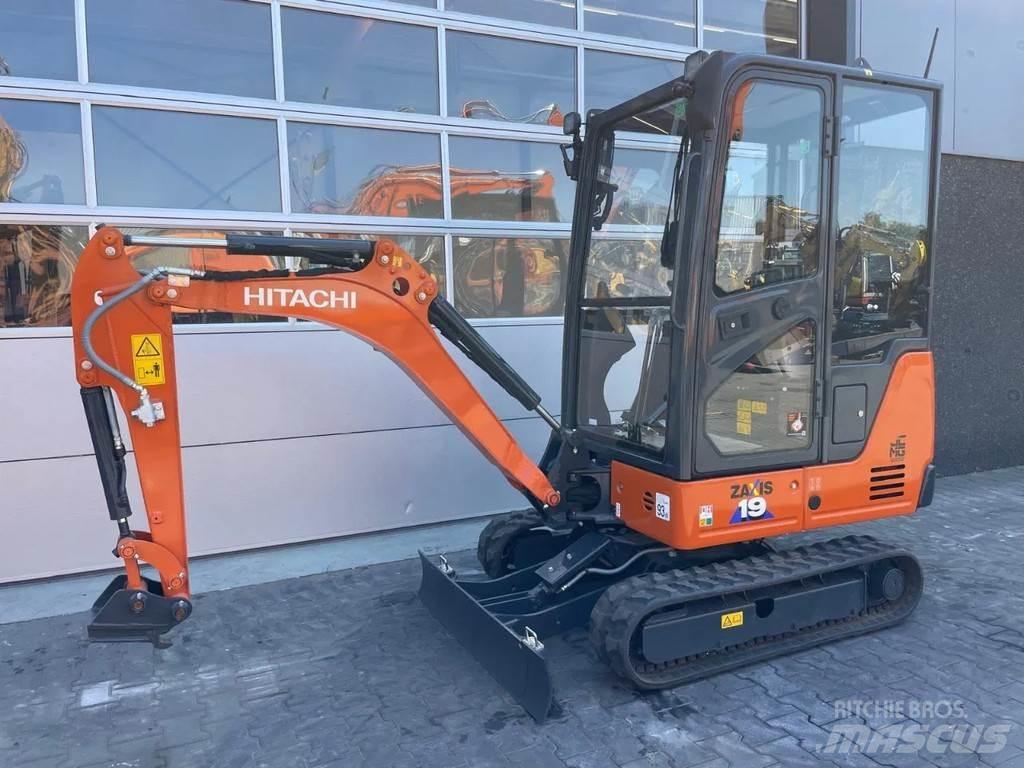 Hitachi ZX19-6 Mini kotrók < 7t