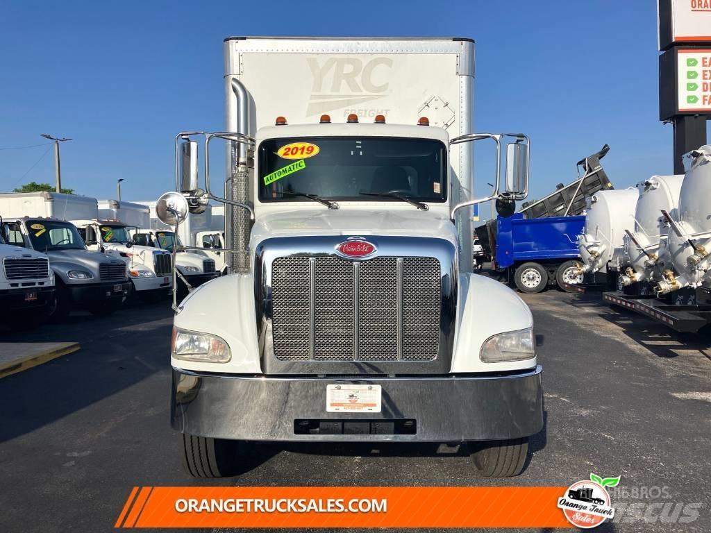 Peterbilt 337 Dobozos teherautók