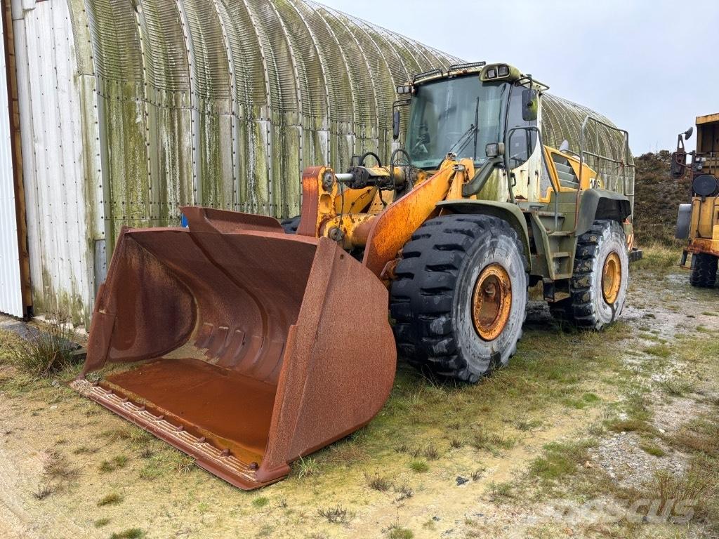 Liebherr L 576 Gumikerekes homlokrakodók