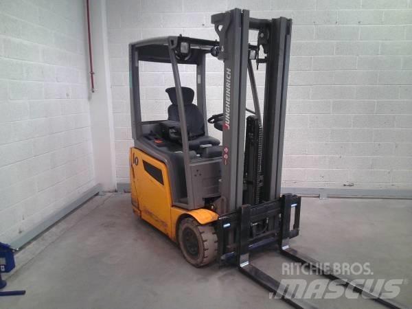 Jungheinrich EFG 215 Elektromos targoncák