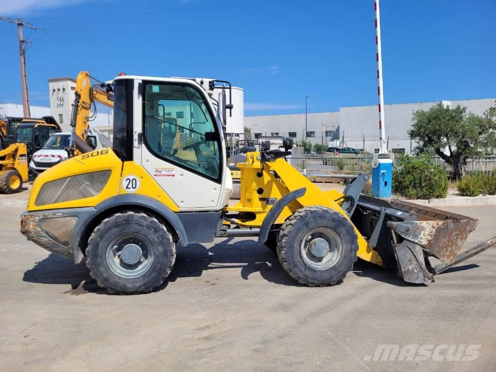 Liebherr L 506 Gumikerekes homlokrakodók