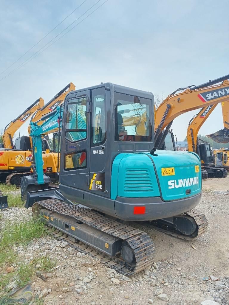 Sunward SWE70 Közepes (midi) kotrók 7 t - 12 t