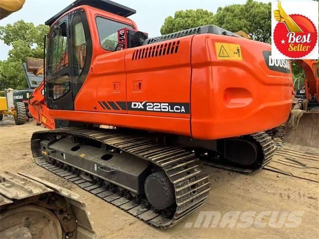 Doosan DX 225 LCA Lánctalpas kotrók