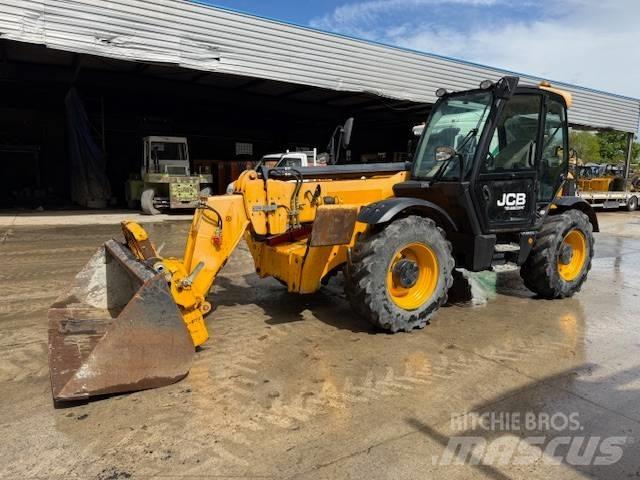 JCB 540-140 Teleszkópos rakodók