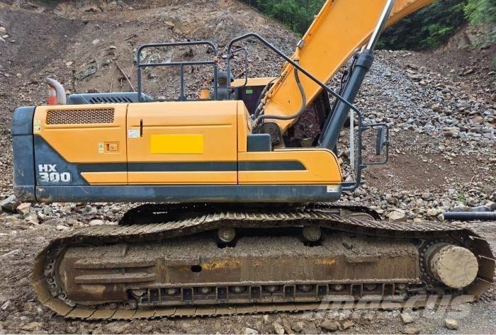 Hyundai HX 300 Lánctalpas kotrók