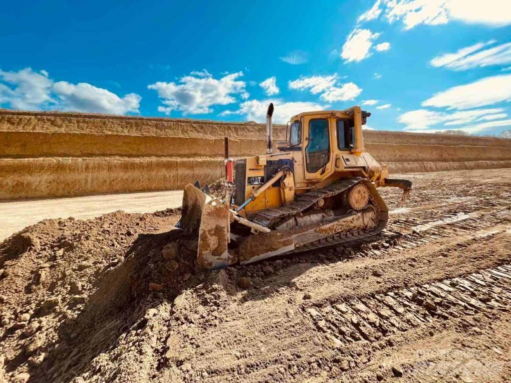 CAT D 5 H lánctalpas dózerek