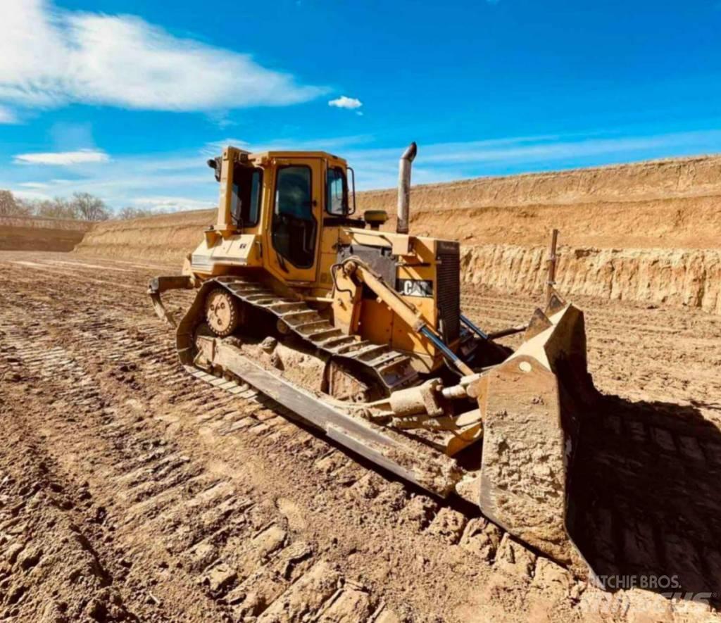 CAT D 5 H lánctalpas dózerek