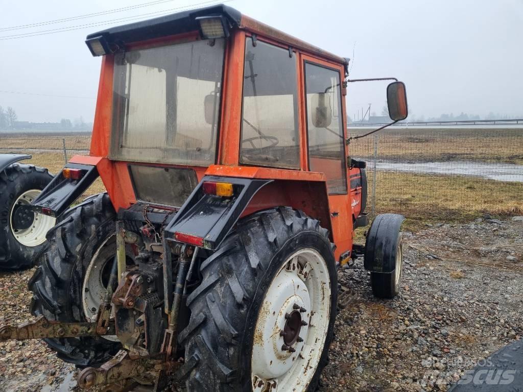 Valmet 505 Traktorok
