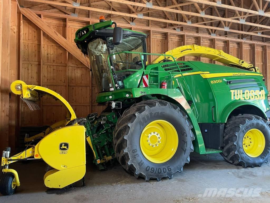 John Deere 8300 Önjáró szecskázók