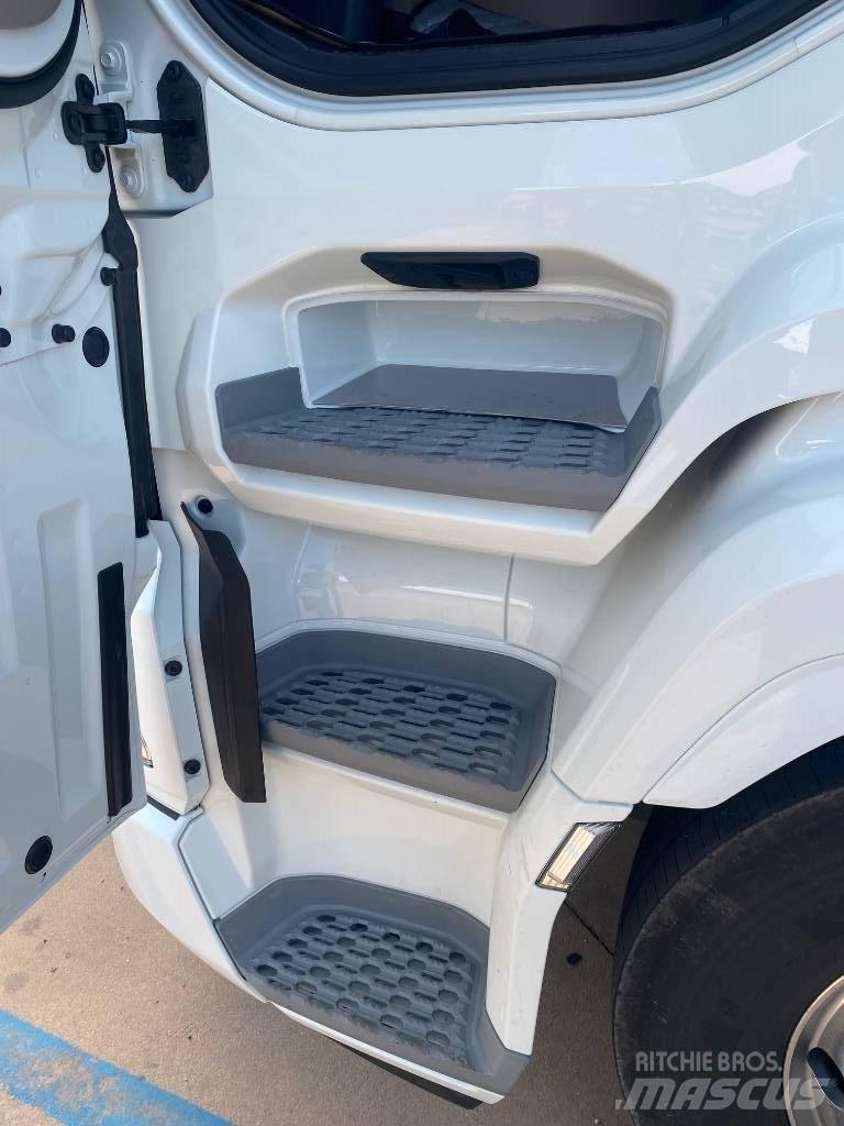 DAF XG 530 FTS Nyergesvontatók