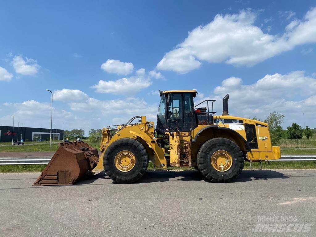 CAT 980H Gumikerekes homlokrakodók
