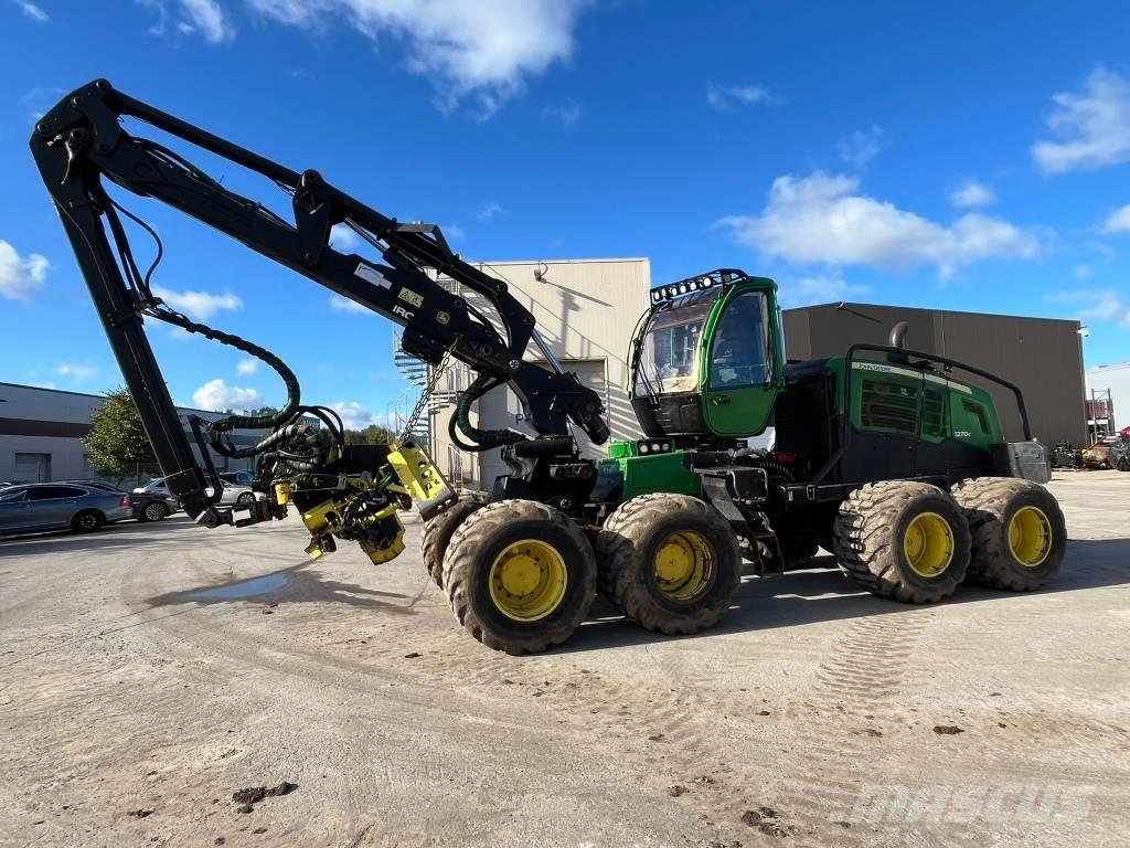 John Deere 1270G 8W Betakarítók