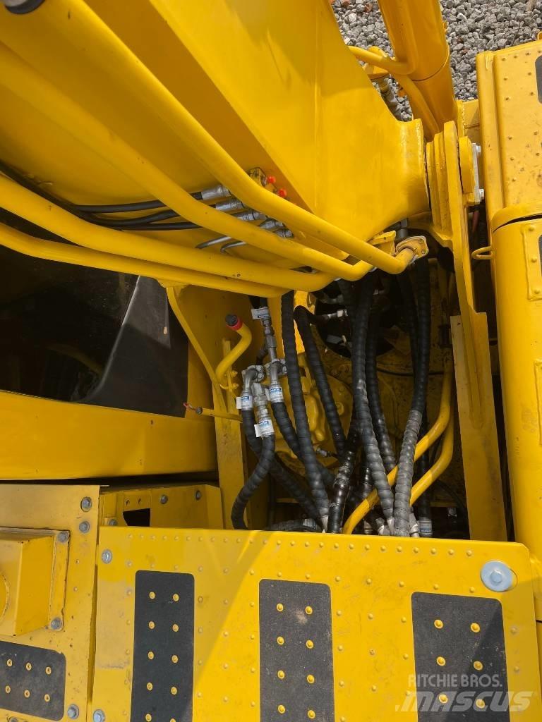 Komatsu PC 200-8 Lánctalpas kotrók