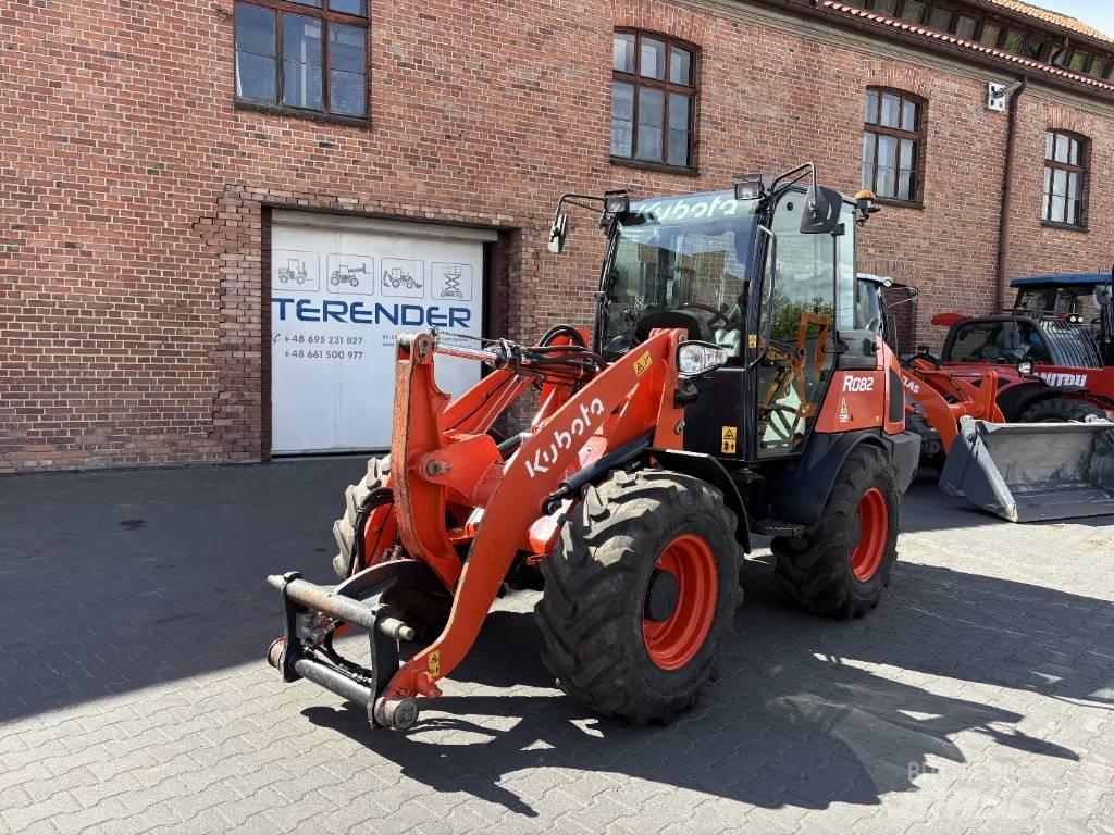 Kubota R 082 Gumikerekes homlokrakodók
