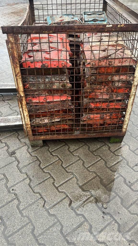 Peri Klappkonsole 25 Zsaluzatok