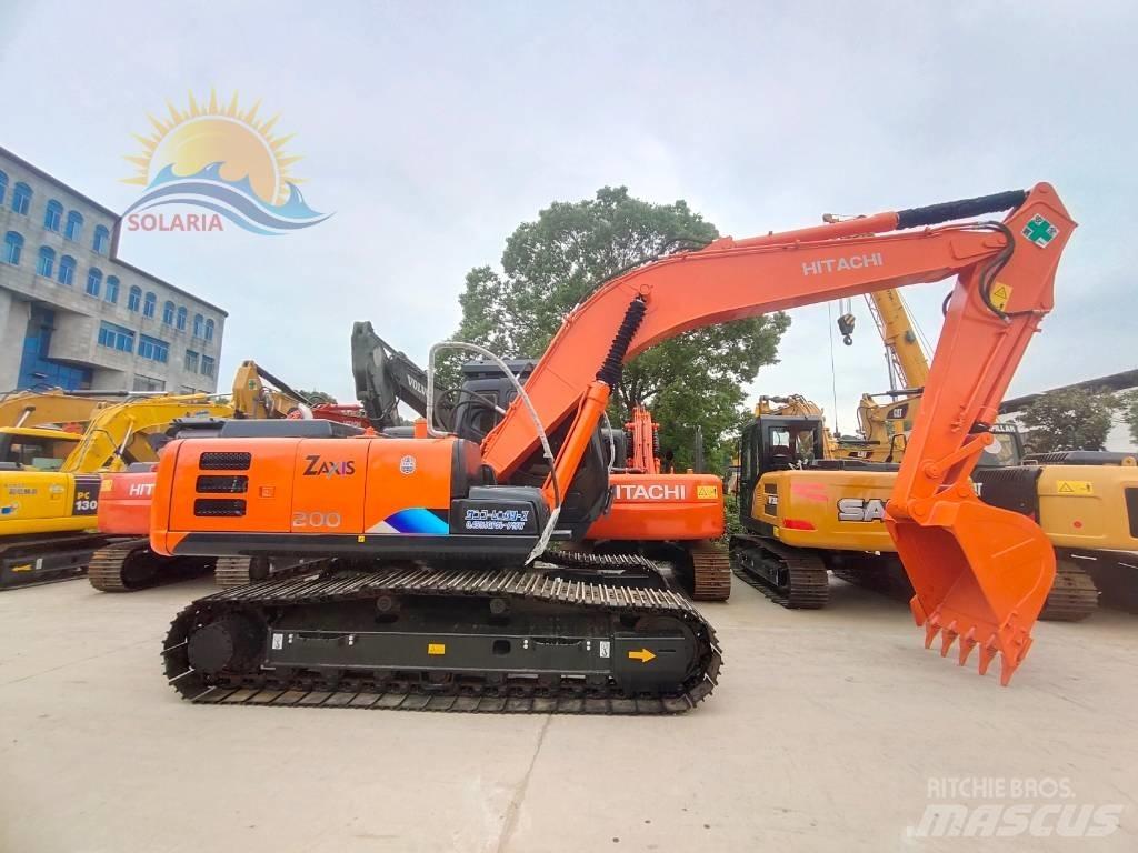 Hitachi ZX 200 Lánctalpas kotrók