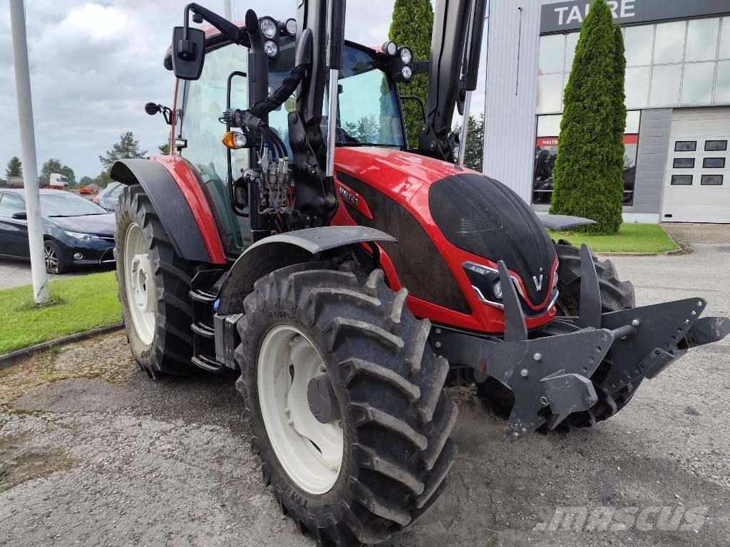 Valtra A 135 Traktorok
