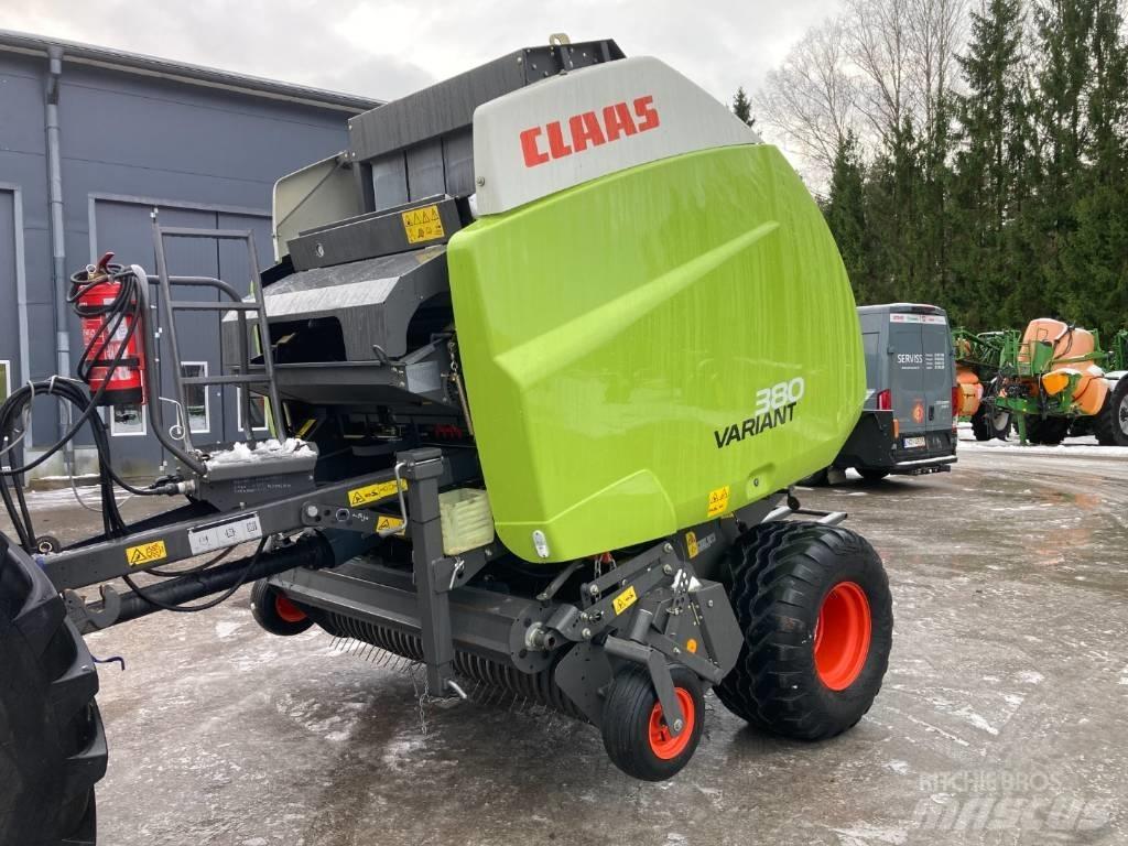 CLAAS Variant 380 Körbálázók
