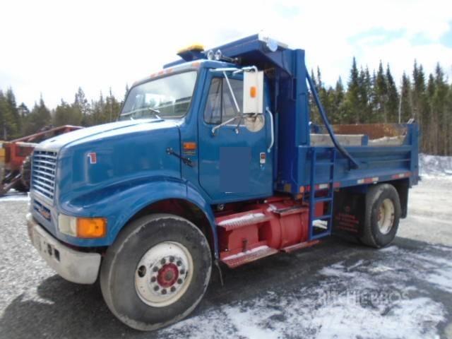 International 8100 Billenő teherautók