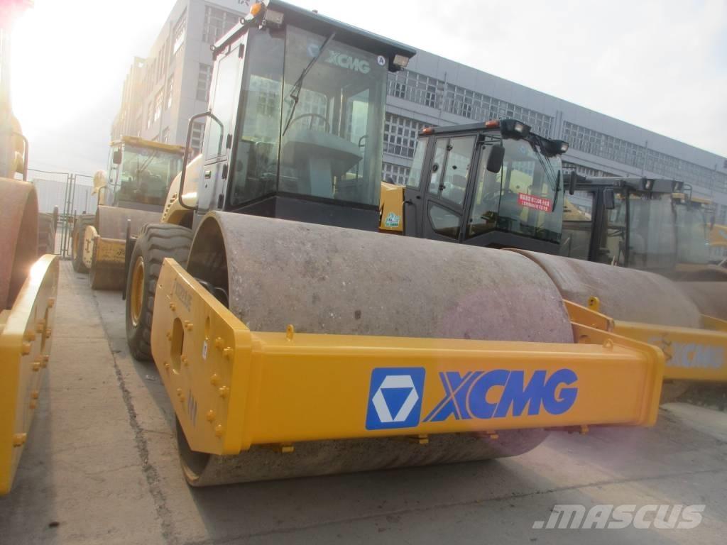 XCMG XS 223 J Egydobos hengerek