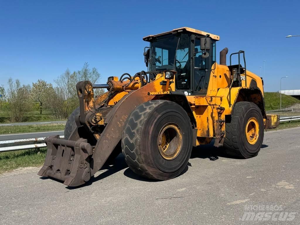 Hyundai HL970 Gumikerekes homlokrakodók