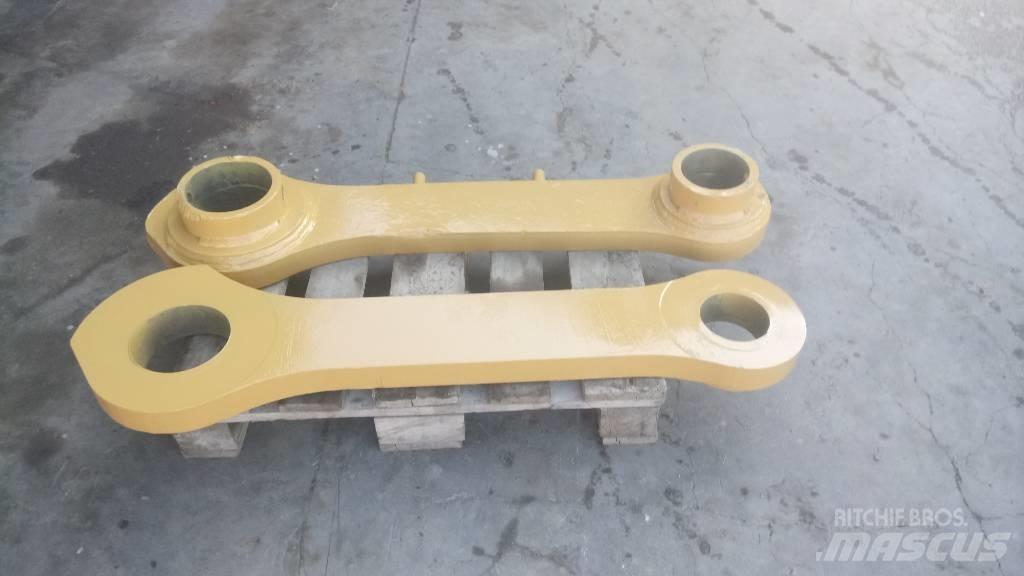 CAT 245 Gémek és dipperek