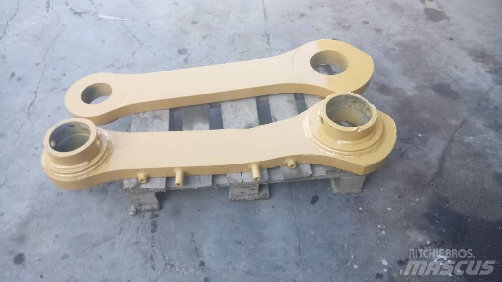 CAT 245 Gémek és dipperek