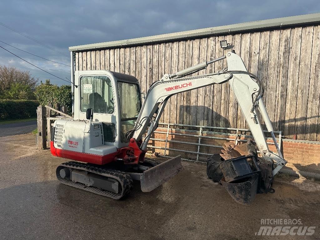 Takeuchi TB 125 Mini kotrók < 7t