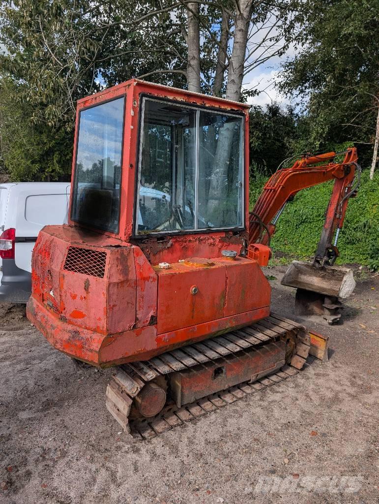 Komatsu PC 10-5 Mini kotrók < 7t