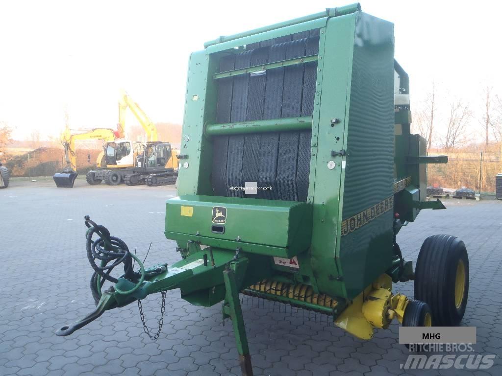 John Deere 590 Körbálázók