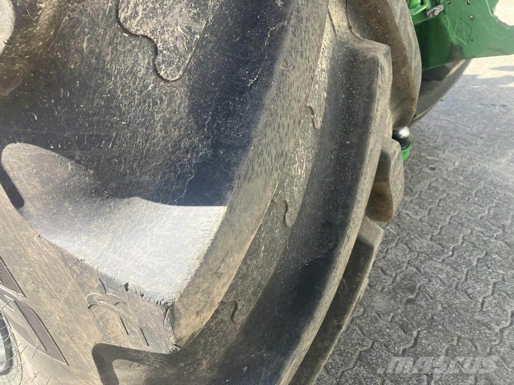 John Deere 6R250 Traktorok