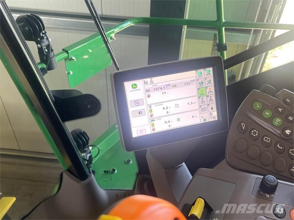 John Deere 8200i Önjáró szecskázók
