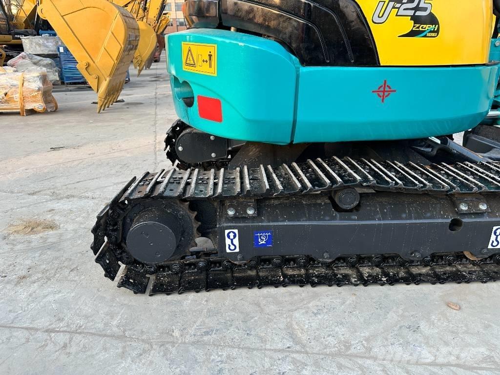 Kubota U 25 Mini kotrók < 7t