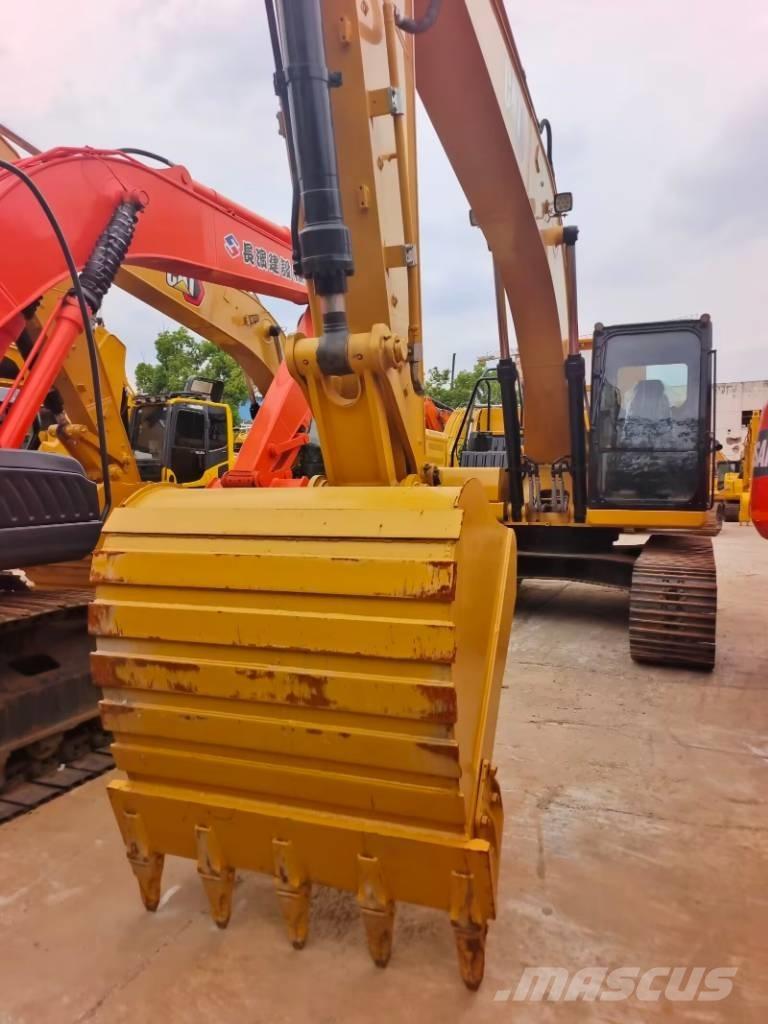 CAT 323 GC Lánctalpas kotrók