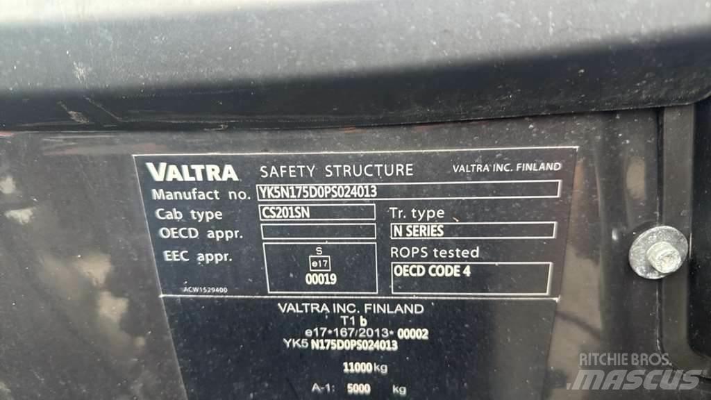 Valtra N175 Traktorok