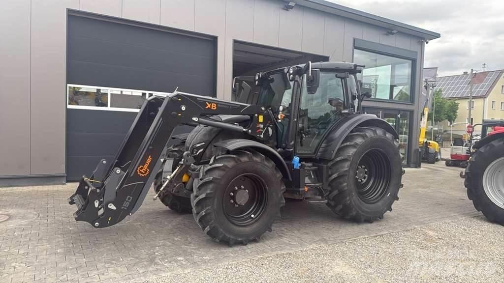 Valtra N175 Traktorok