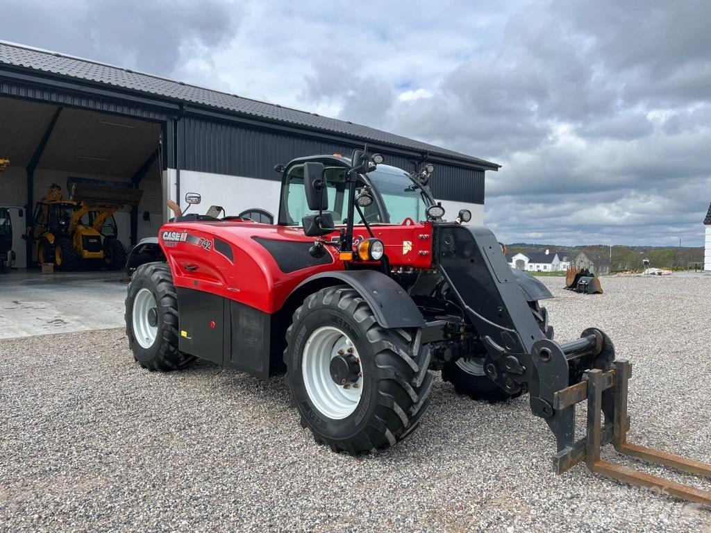 Case IH Farmlift 742 Teleszkópos rakodók
