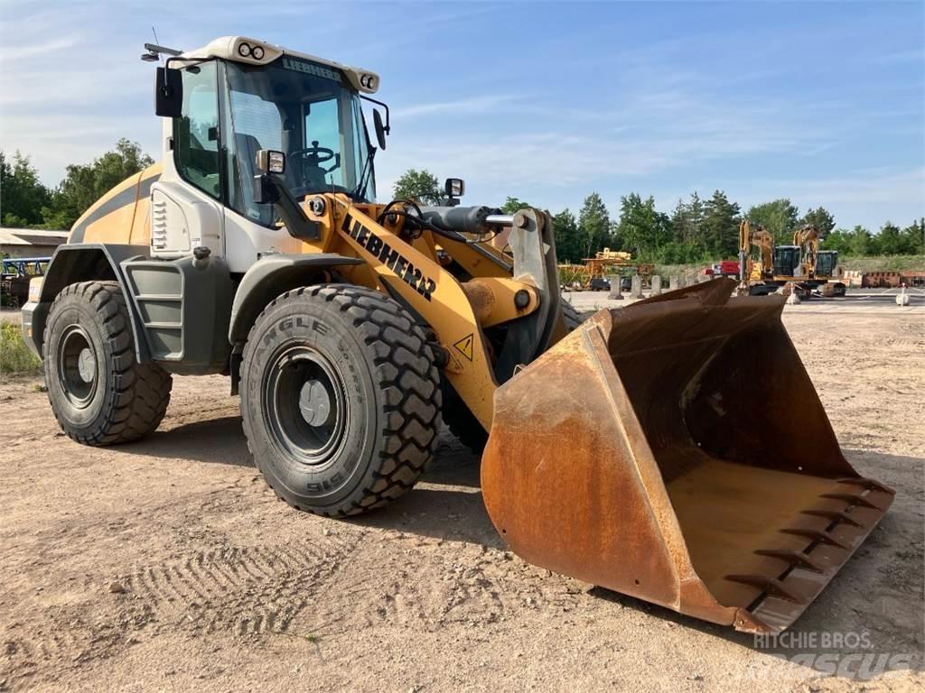 Liebherr L538 Gumikerekes homlokrakodók